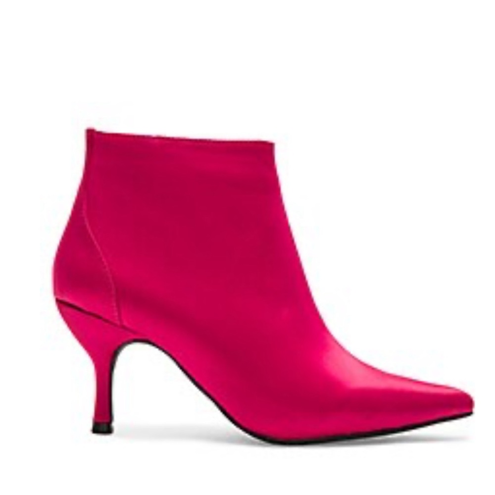 NIB Jeffrey Campbell Twirl 2 Booties Fuschia Pink Satin sz 6